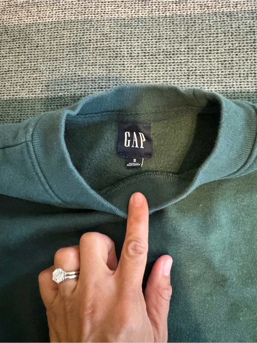 Gap women’s green Sweatshirt and Jogger Set